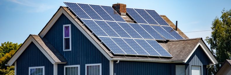 maison bioclimatique, panneaux solaires